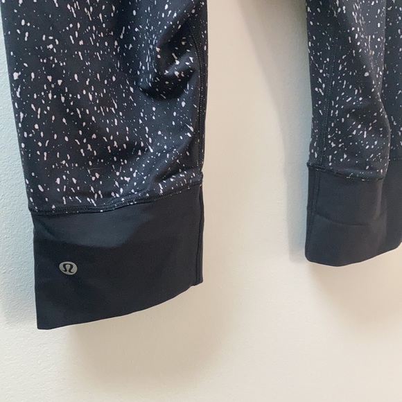 Lululemon Drop It Crop - Picture 10 of 11